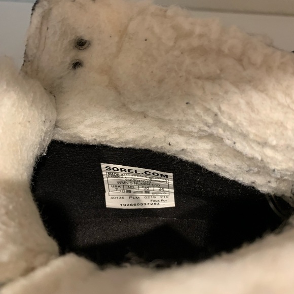 Sorel Boot - Picture 2 of 4